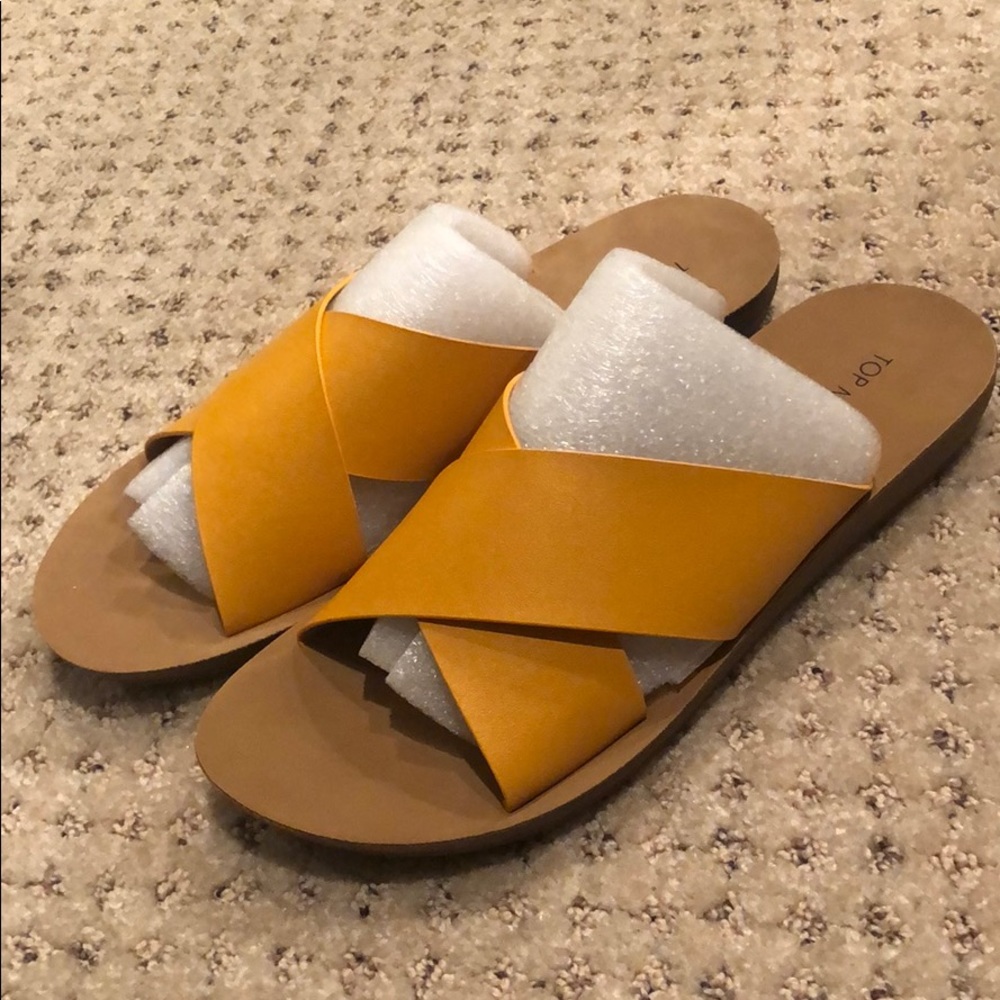 Mustard sandal